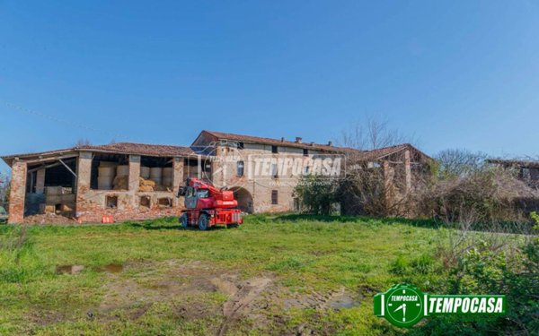 casa indipendente in vendita a Calendasco