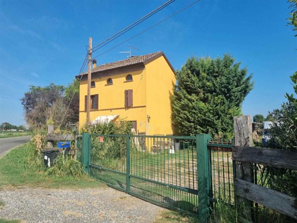 casa indipendente in vendita a Calendasco in zona Boscone Cusani