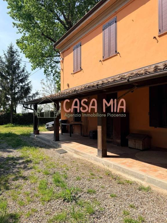 appartamento in vendita a Calendasco in zona Boscone Cusani