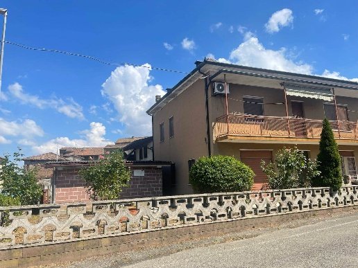 casa indipendente in vendita a Calendasco