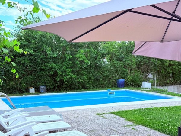 casa indipendente in vendita a Calendasco in zona Cotrebbia Nuova