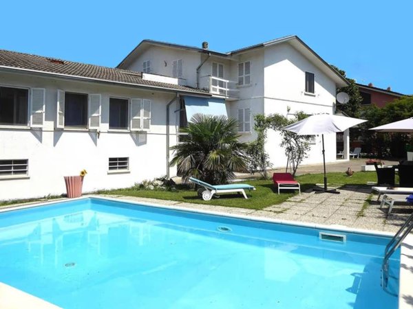 casa indipendente in vendita a Calendasco in zona Cotrebbia Nuova