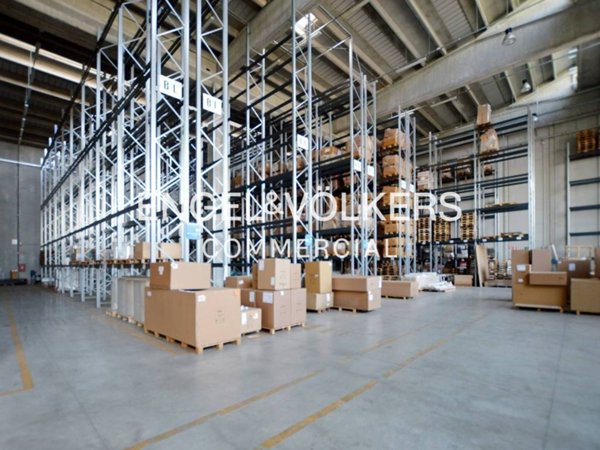 locale commerciale in vendita a Caorso in zona Fossadello