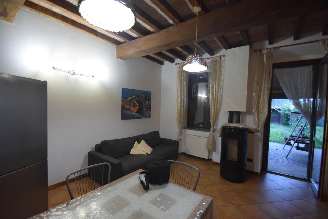 casa indipendente in vendita a Caorso in zona Fossadello