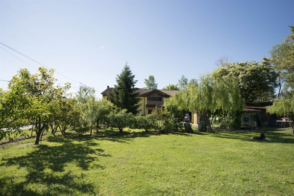 casa indipendente in vendita a Caorso