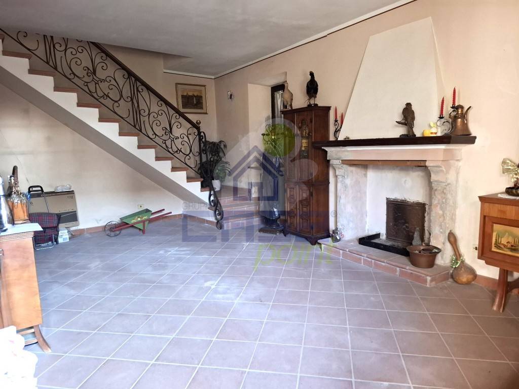 casale in vendita a Caorso