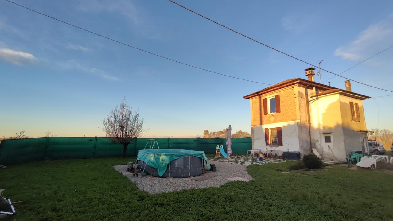 casa indipendente in vendita a Caorso