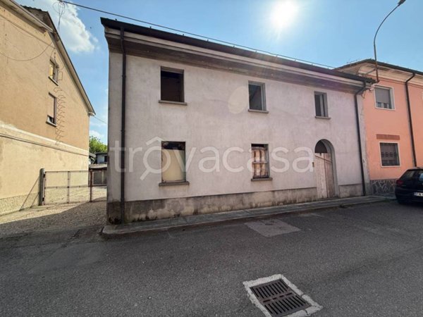 casa indipendente in vendita a Caorso