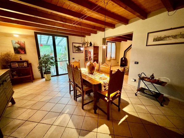 casa indipendente in vendita a Caorso