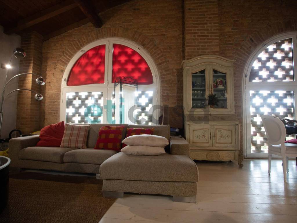 casa indipendente in vendita a Caorso