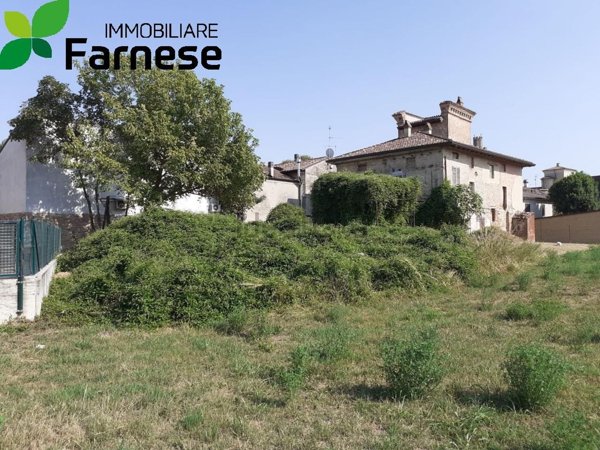 casale in vendita a Caorso
