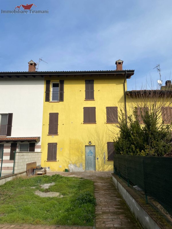 casa indipendente in vendita a Caorso in zona Fossadello