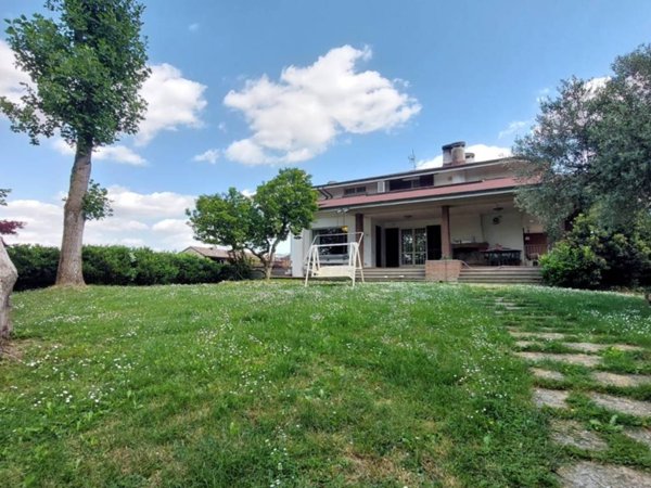 casa indipendente in vendita a Caorso in zona Muradolo