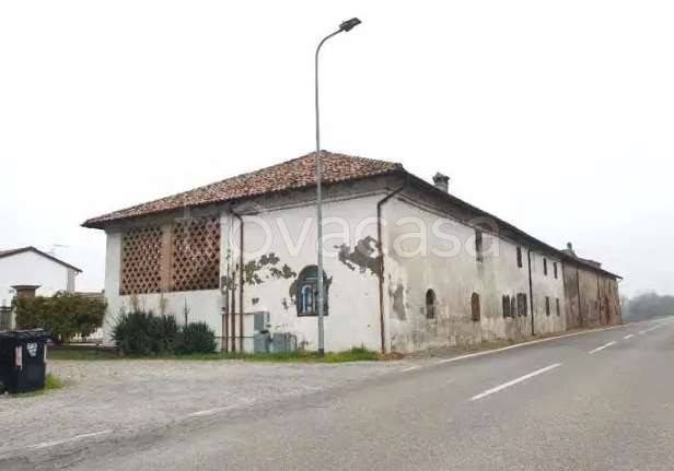 casa indipendente in vendita a Caorso