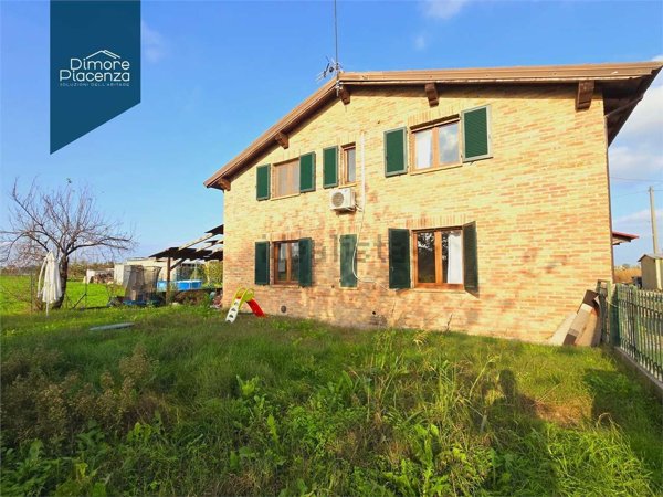 casa indipendente in vendita a Caorso in zona Muradolo