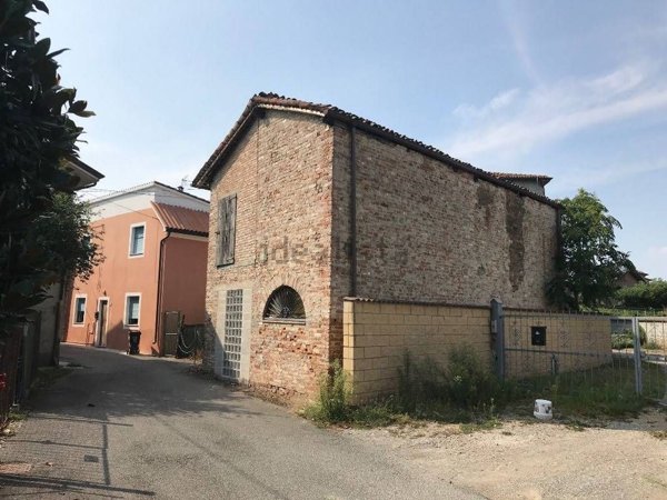 casale in vendita a Caorso