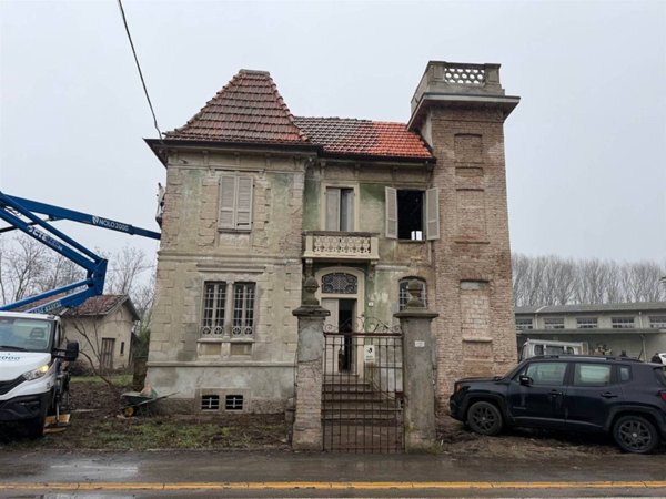 casa indipendente in vendita a Caorso