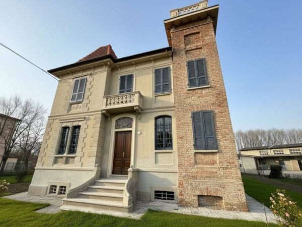 casa indipendente in vendita a Caorso