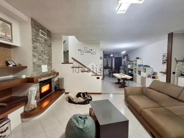 casa indipendente in vendita a Caorso