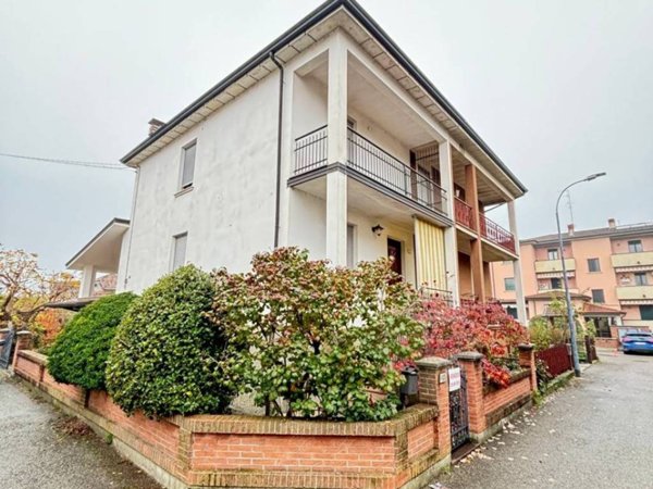 casa indipendente in vendita a Caorso