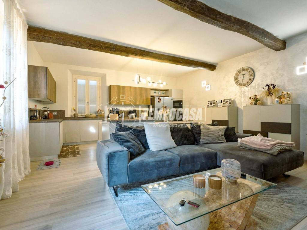 casa indipendente in vendita a Caorso