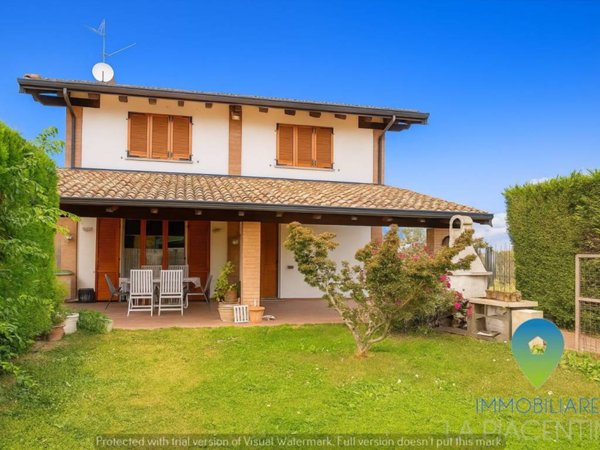 casa indipendente in vendita a Caorso