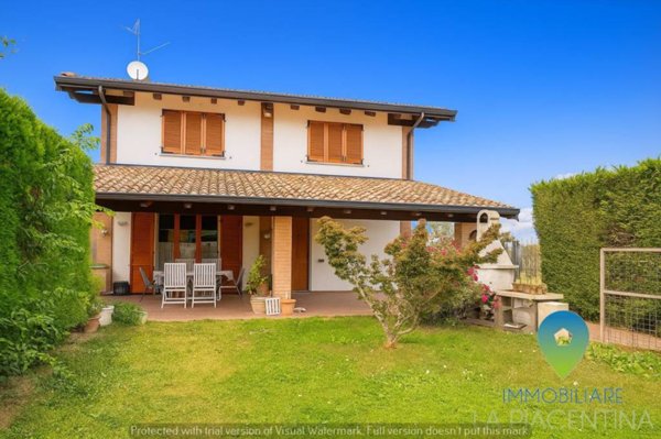 casa indipendente in vendita a Caorso