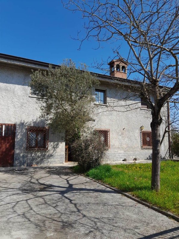 casa indipendente in vendita a Caorso in zona Zerbio