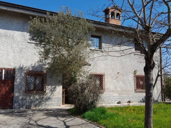 casa indipendente in vendita a Caorso in zona Zerbio