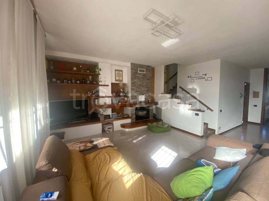 casa indipendente in vendita a Caorso
