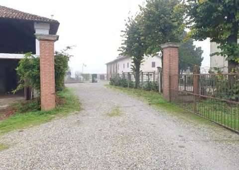 casa indipendente in vendita a Caorso