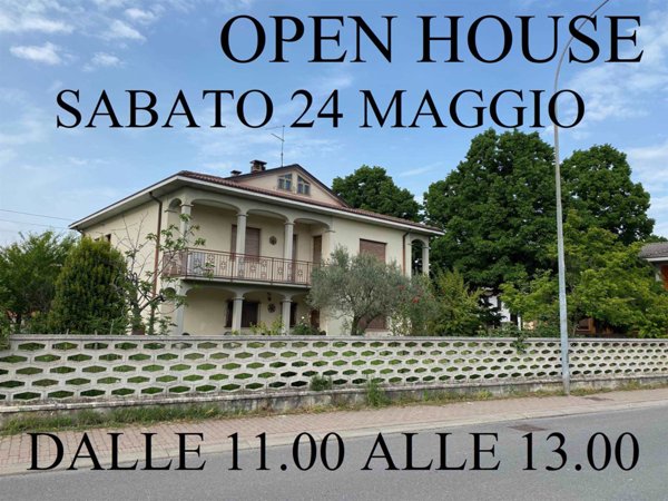 casa indipendente in vendita a Carpaneto Piacentino