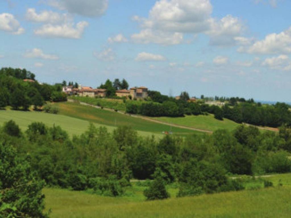 casa indipendente in vendita a Carpaneto Piacentino in zona Chero