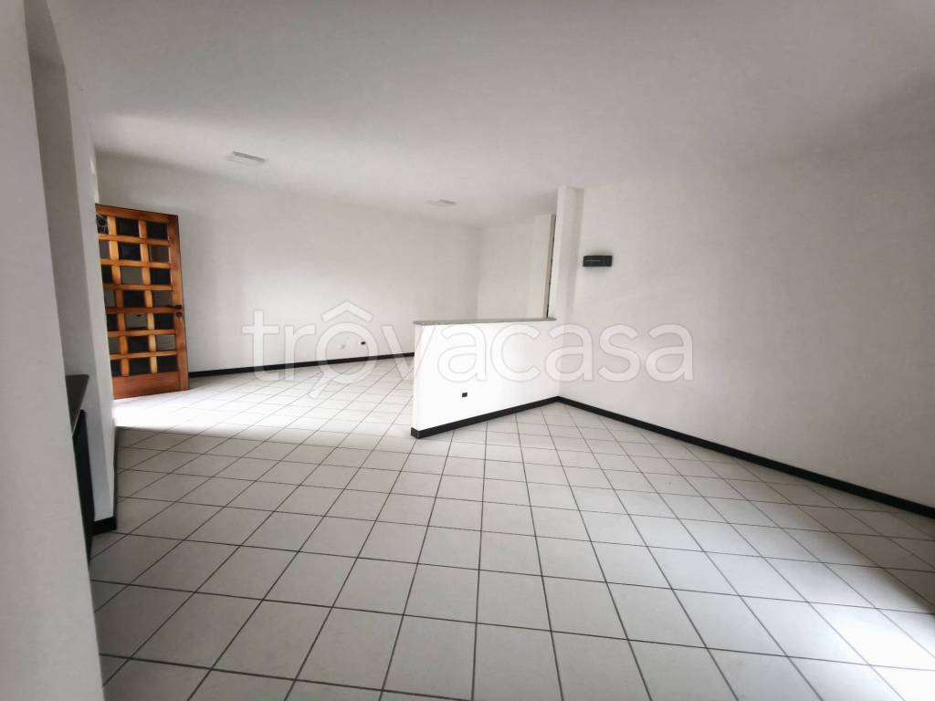 casa indipendente in vendita a Carpaneto Piacentino