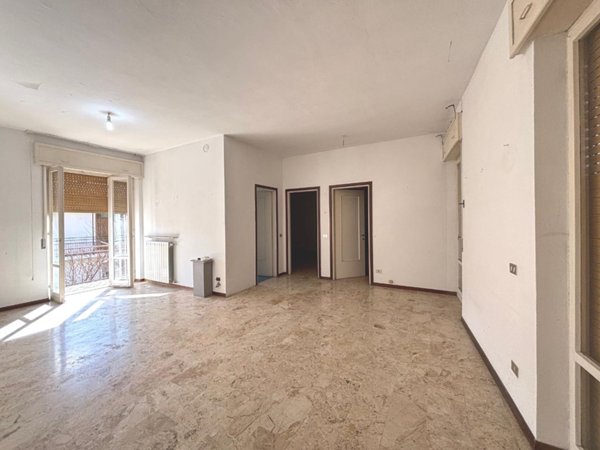 casa indipendente in vendita a Carpaneto Piacentino