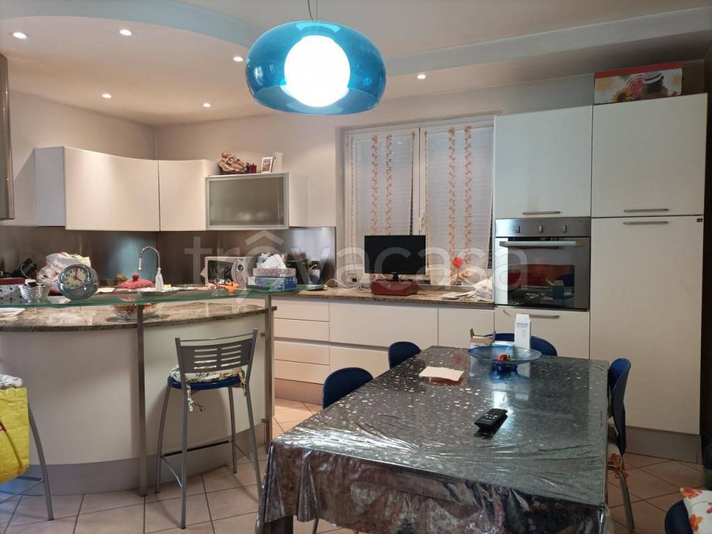 casa indipendente in vendita a Carpaneto Piacentino in zona Ciriano