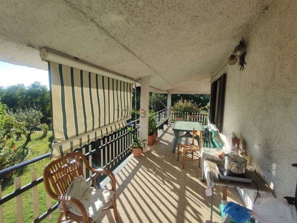 casa indipendente in vendita a Carpaneto Piacentino in zona Travazzano