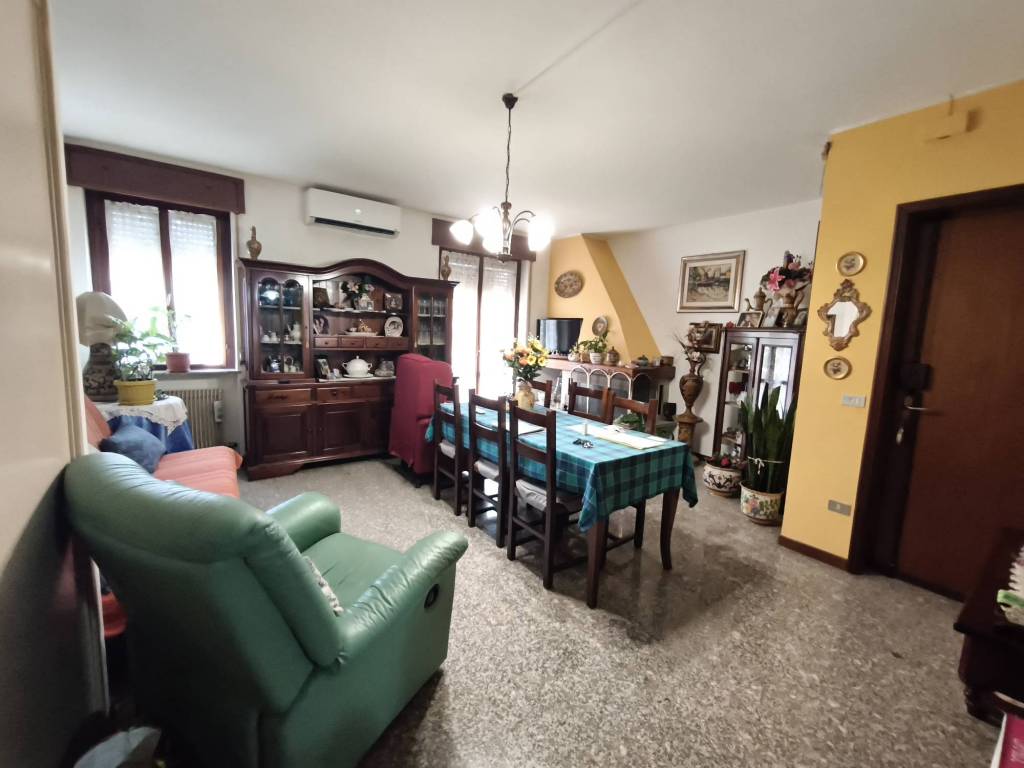 appartamento in vendita a Carpaneto Piacentino