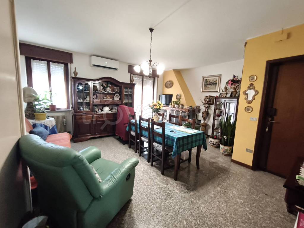 appartamento in vendita a Carpaneto Piacentino