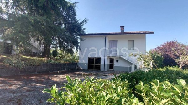 casa indipendente in vendita a Carpaneto Piacentino in zona Magnano