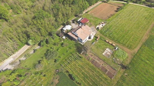 casa indipendente in vendita a Carpaneto Piacentino in zona Travazzano