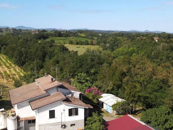 casa indipendente in vendita a Carpaneto Piacentino in zona Travazzano
