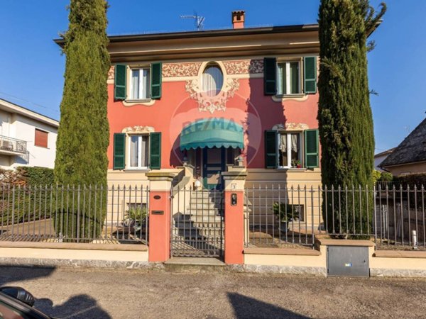 casa indipendente in vendita a Carpaneto Piacentino