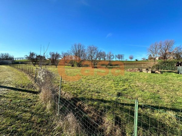 casa indipendente in vendita a Carpaneto Piacentino in zona Rezzano