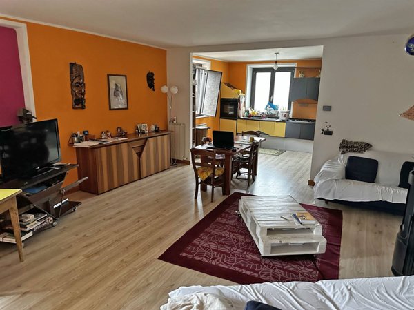 casa indipendente in vendita a Carpaneto Piacentino