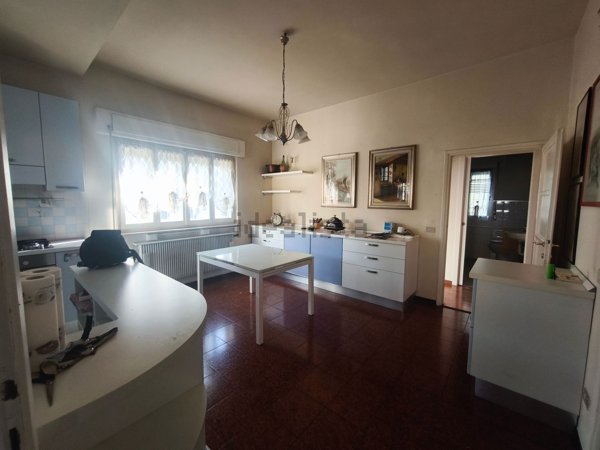 casa indipendente in vendita a Carpaneto Piacentino