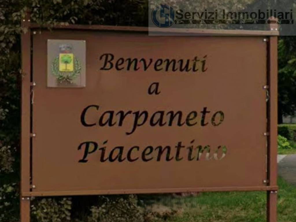 casa indipendente in vendita a Carpaneto Piacentino