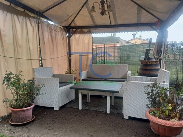 casa indipendente in vendita a Carpaneto Piacentino