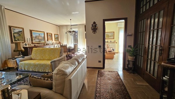 casa indipendente in vendita a Carpaneto Piacentino