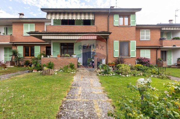 casa indipendente in vendita a Carpaneto Piacentino in zona Cimafava
